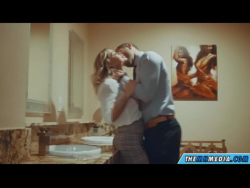 ❤️ ווען אַ באַסטי בלאָנדע סידוס איר אין אַ ציבור אָפּטריט ❤️ פּאָרן ווידעא אין פּאָרן yi.masseffect1.ru ❤